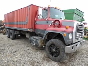 Main image Ford 8000